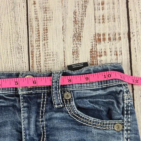 BKE “ CONNER” boot cut leg blue jeans  size 6 - Picture 9 of 14